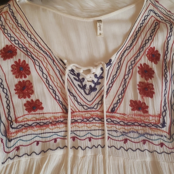 Embroidered Smock Top - Picture 2 of 4